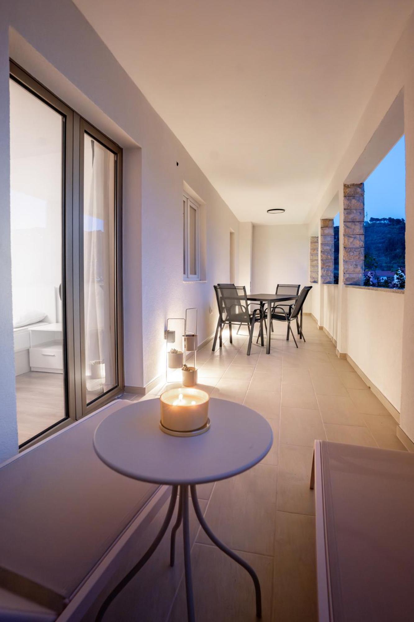 Grguric Apartments Palit Exterior photo